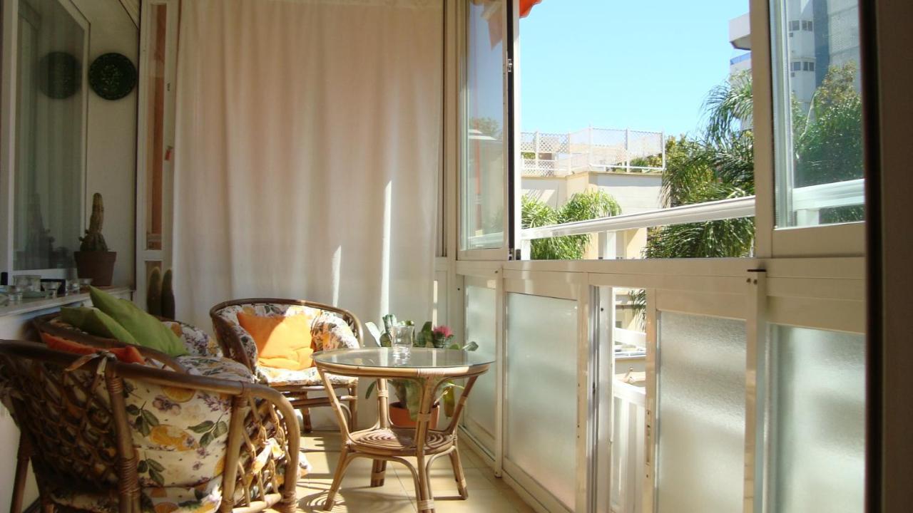 托雷莫利诺斯Apartamento La Carihuela - Urb. Eurosol公寓 外观 照片